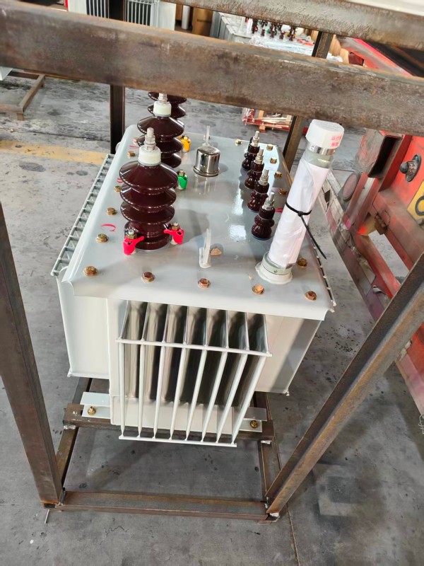 S13‑1000kVA <a href='https://sx.xdbyq.cn/youjinshi/' target='_blank' title='山西油浸式变压器'><strong>山西油浸式变压器</strong></a> 大型厂区 S13 山西山西山西油浸式变压器 S13‑1000kVA 山西山西山西油浸式变压器 大型厂区 S13 山西山西山西油浸式变压器